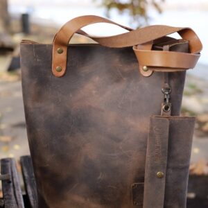 Kožna torba model Ilaria